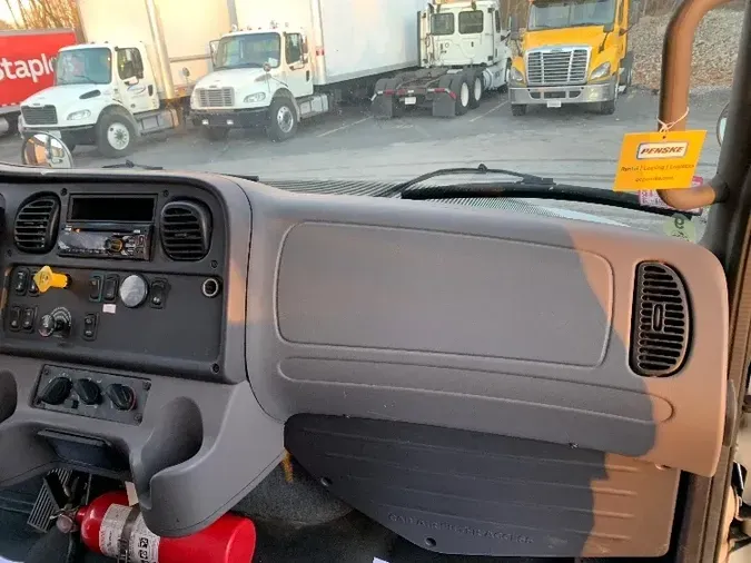 2019 Freightliner M2