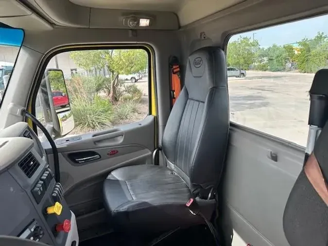 2021 Peterbilt 579