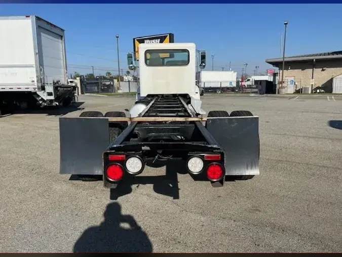 2019 Peterbilt 337