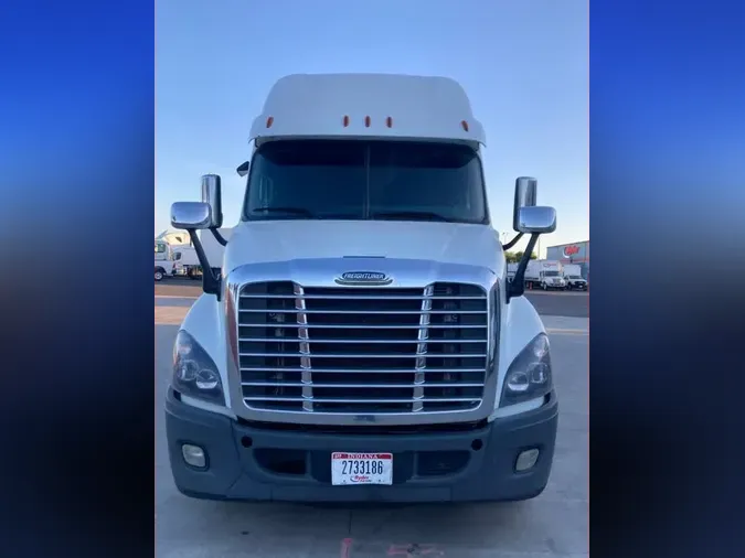 2019 FREIGHTLINER/MERCEDES CASCADIA 125