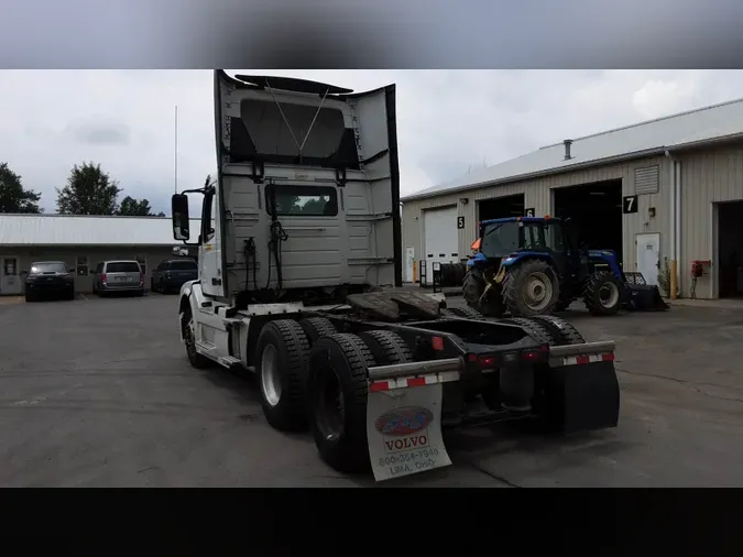 2018 Volvo VNL300