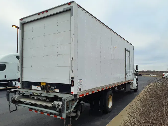 2018 FREIGHTLINER/MERCEDES M2 106