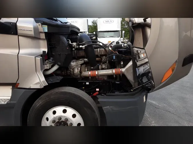 2020 Freightliner Cascadia