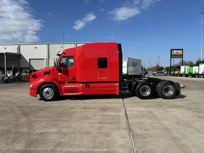 2021 Peterbilt 579