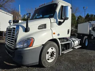 2018 FREIGHTLINER/MERCEDES CASCADIA 113