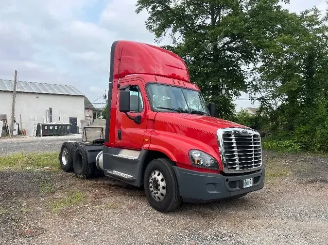 2017 Freightliner X12564STad482763d74a8009a340b48b4aeed494