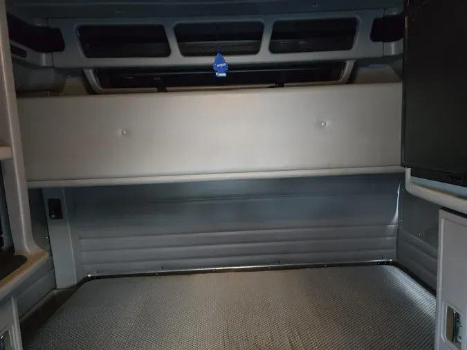 2023 Peterbilt 389ad4927e448497fa3aa3c83e89fd6a574