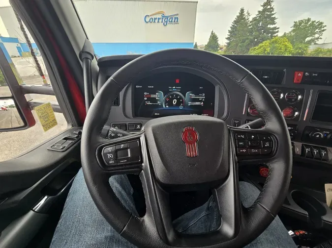 2026 Kenworth T880ad55019756847aaad3d56bf03c3837ab