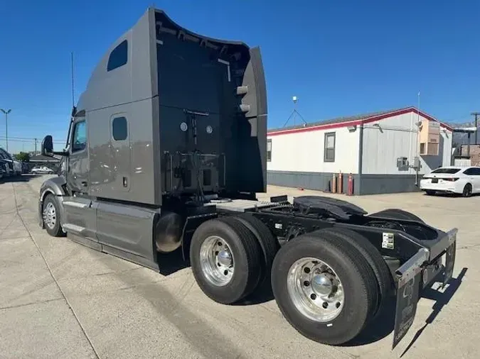 2024 Peterbilt 579