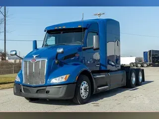 2022 PETERBILT 579