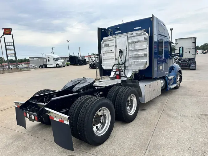 2021 Kenworth T680