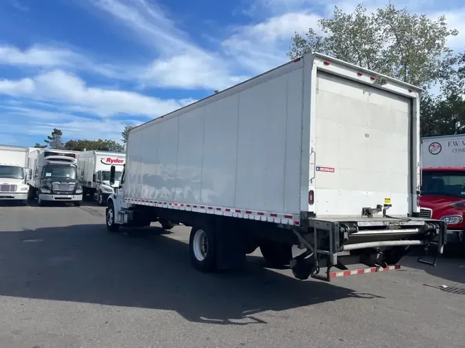 2018 FREIGHTLINER/MERCEDES M2 106