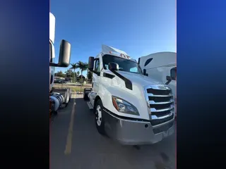 2020 FREIGHTLINER/MERCEDES NEW CASCADIA 116
