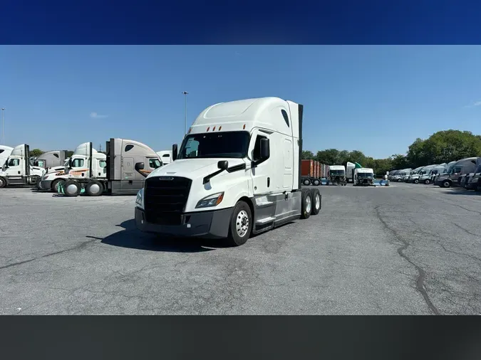 2023 Freightliner Cascadia 126