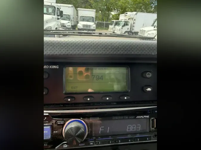 2017 ISUZU NPR