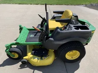 2010 John Deere Z425