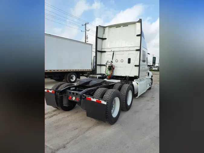 2020 NAVISTAR INTERNATIONAL LT625 SLPR CAB