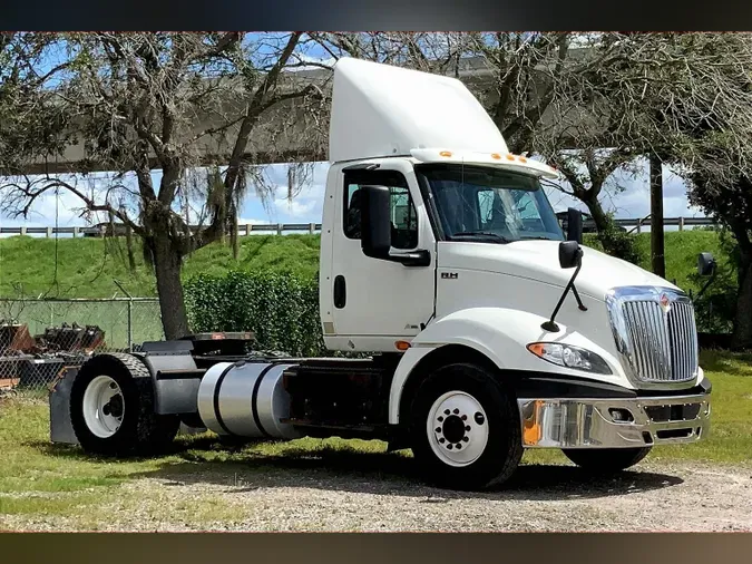 2019 INT RH613 4x2ad5df961e417c0482ac29c061b869889