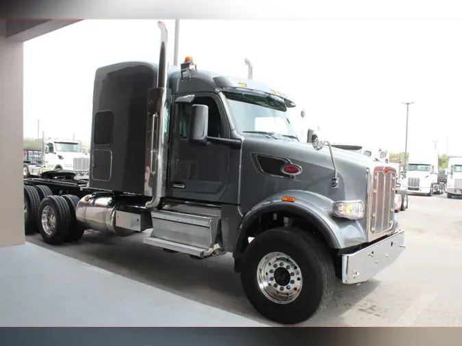 2025 Peterbilt 567