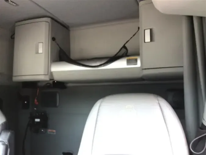 2021 KENWORTH T680