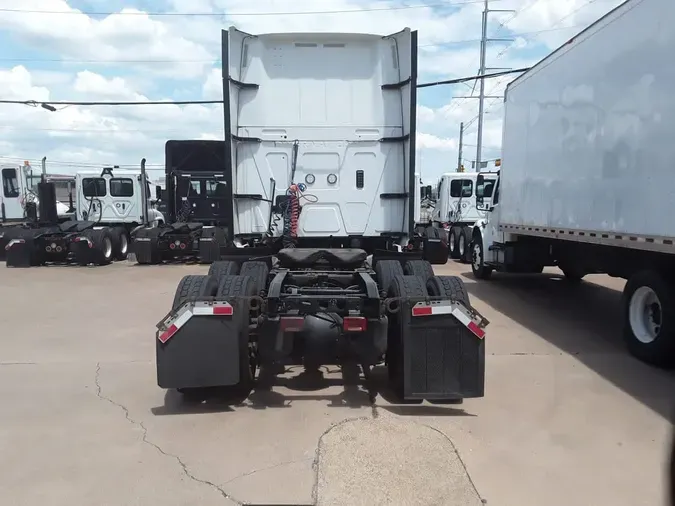 2019 NAVISTAR INTERNATIONAL LT625 SLPR CAB