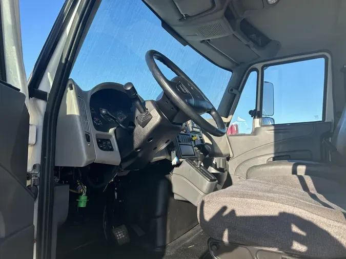 2017 International 4300