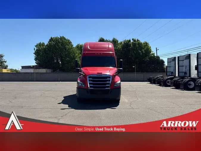 2022 FREIGHTLINER CA126
