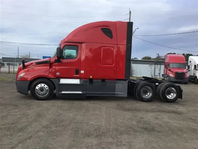 2020 FREIGHTLINER CASCADIA