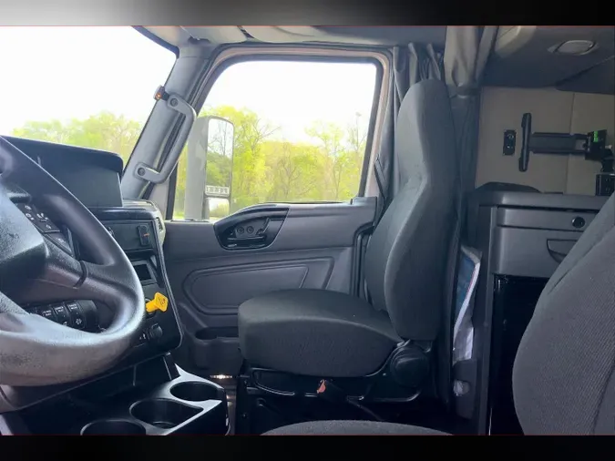 2022 INT LT625 6x4ad6fdcf184e1b41d9dd99a4625d8c612