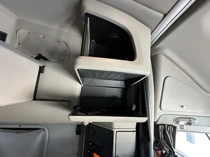 2021 Peterbilt 579
