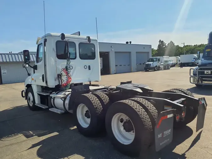 2019 FREIGHTLINER/MERCEDES CASCADIA 125ad72d78792890d1206d8f5a0f7a546ea