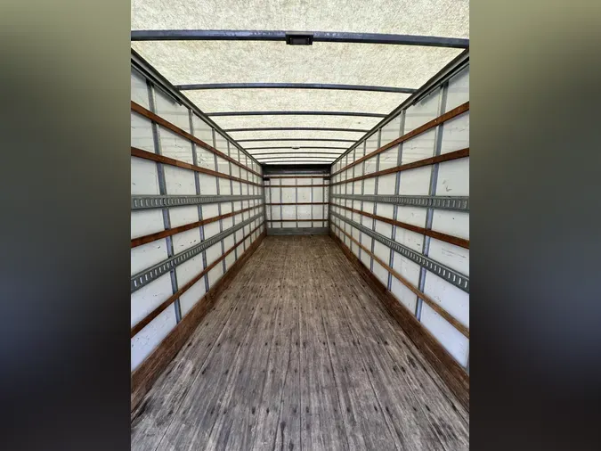 2019 Freightliner Business Class M2 106
