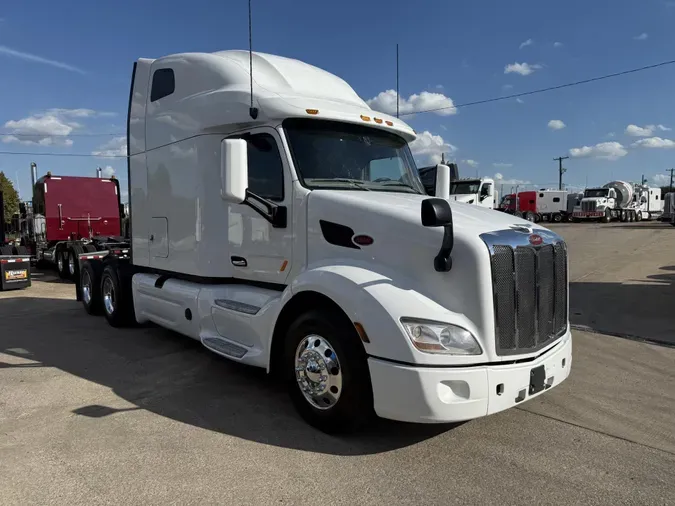 2022 Peterbilt 579