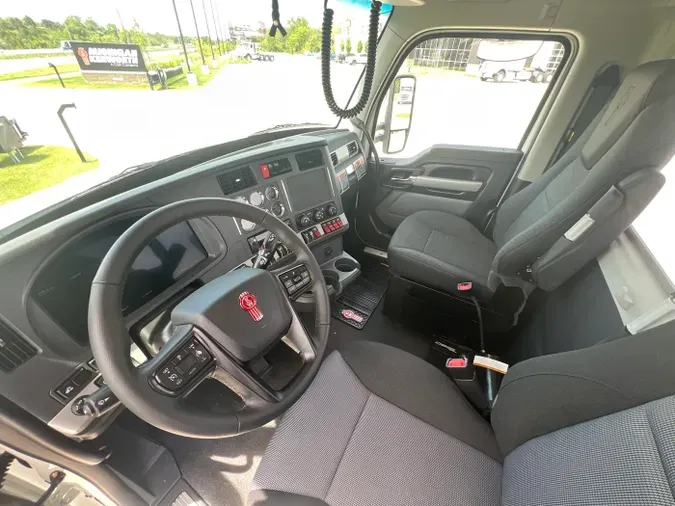 2026 Kenworth T880ad7d635e27e5b966ea592409e6efc394