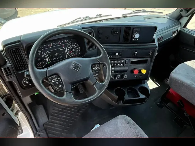 2021 INT LT625 6x4ad85471fe8d366513952da34cbb2199d