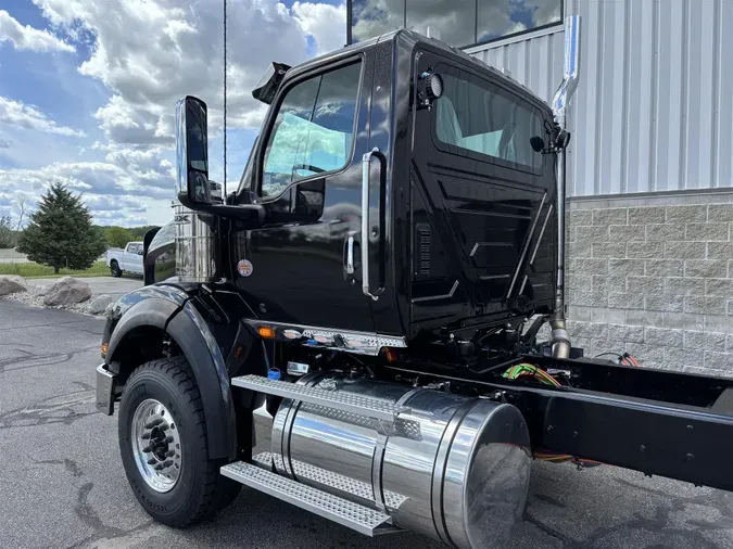 2027 International HX620ad86ad6b33c9333dd8f0b76a1468f440