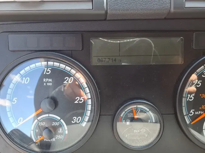 2019 FREIGHTLINER/MERCEDES CASCADIA 125