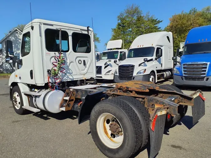 2018 FREIGHTLINER CASCADIA 113