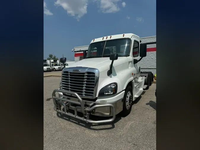 2020 FREIGHTLINER/MERCEDES CASCADIA 125ad8813c1c86342431c5b474c12aefbf0