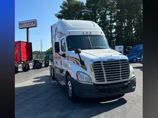 2019 FREIGHTLINER CASCADIA