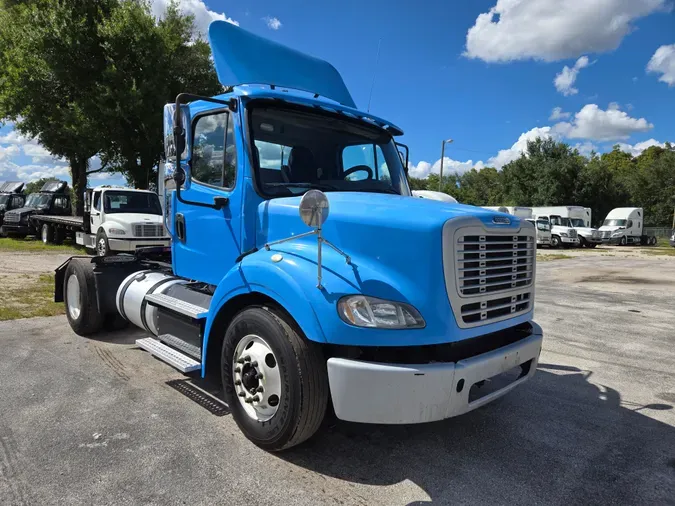 2016 FREIGHTLINER/MERCEDES M2 112