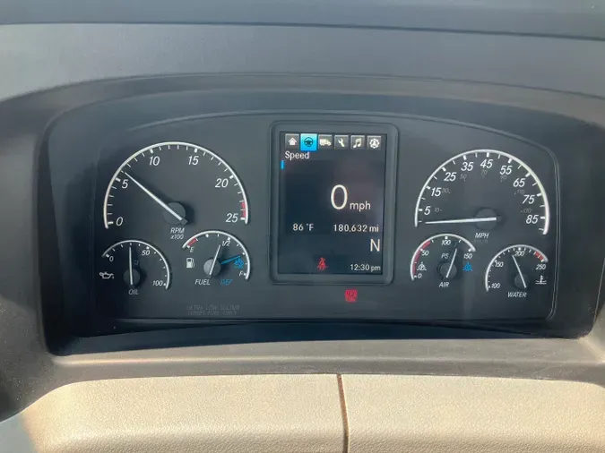 2021 Freightliner Cascadia