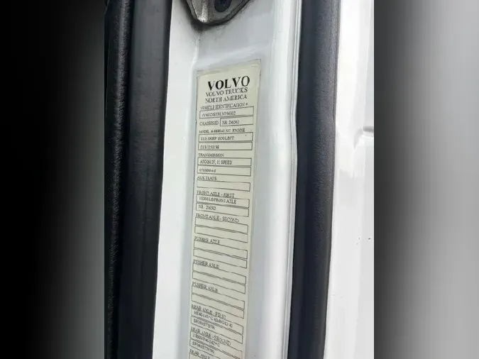 2020 VOLVO VNL64T860ad8e3487b596060a9e000b10e3e66497