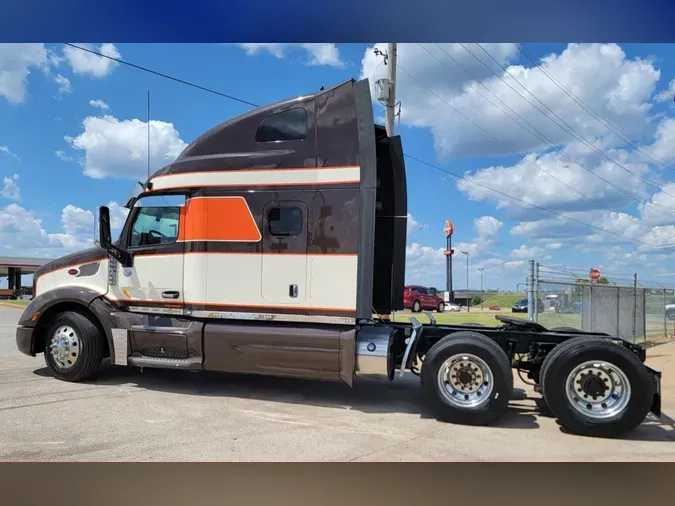 2020 Peterbilt 579