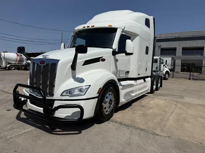 2023 Peterbilt 579ad923e870e4e71a8d508921b49af0f46