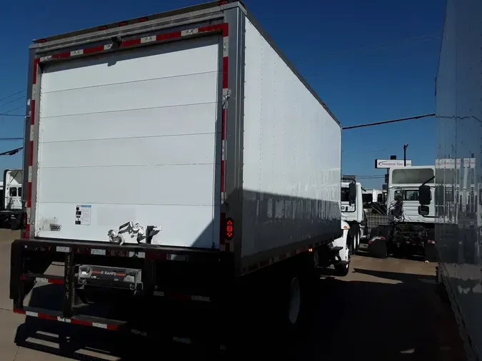 2019 NAVISTAR INTERNATIONAL 4300