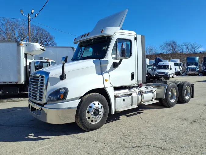 2018 FREIGHTLINER/MERCEDES CASCADIA 125ad9d3b692b7fa66141cc40874e15c4f6