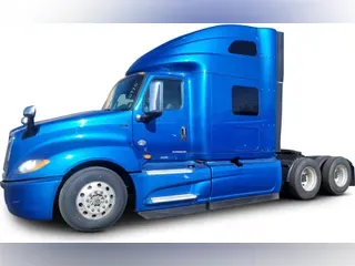 2022 International LT625