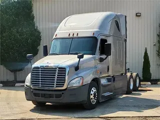 2017 FREIGHTLINER CASCADIA 125