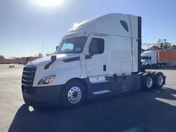 2021 Freightliner Cascadia